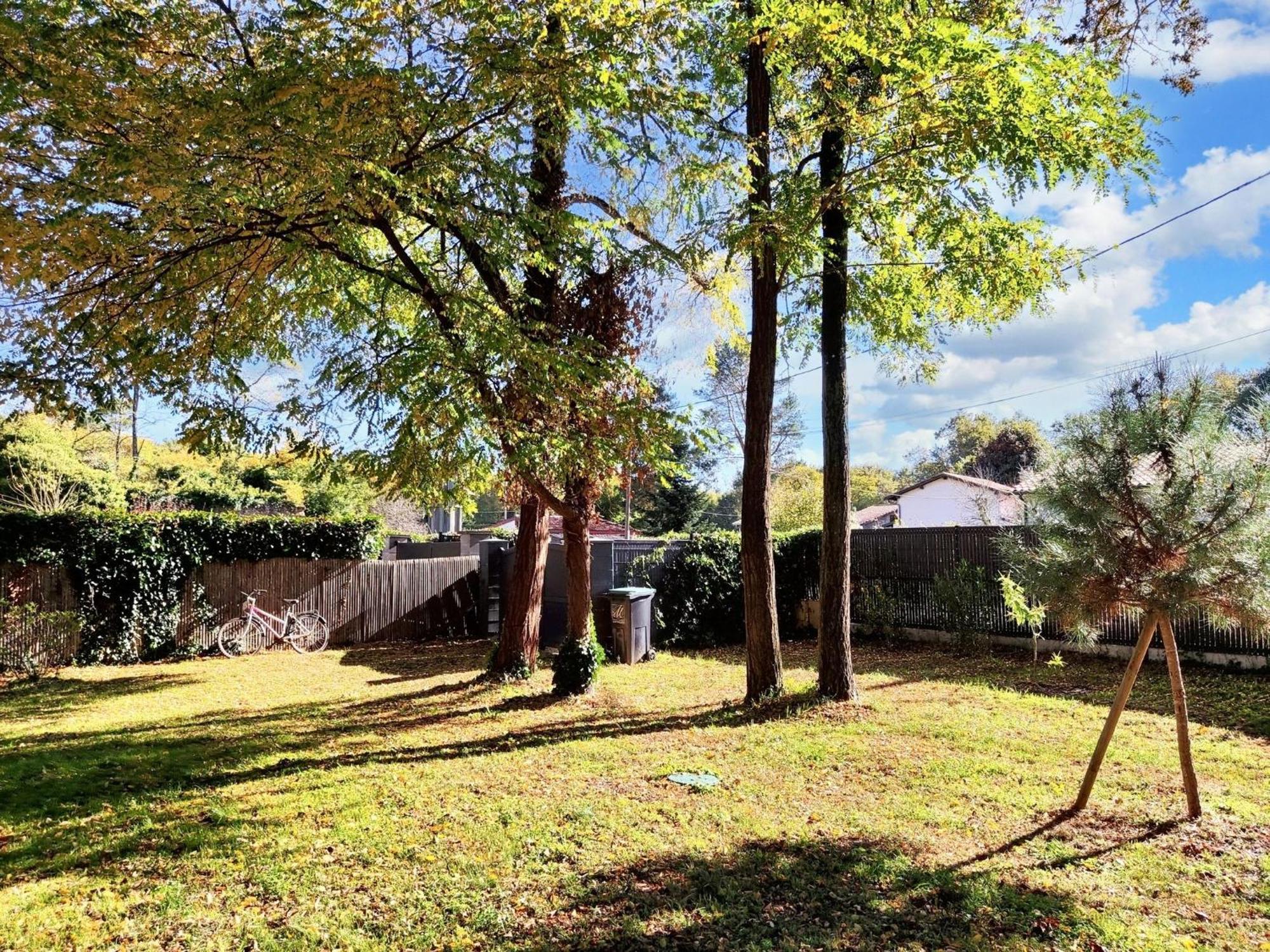 Maison Spacieuse A Saint Selve Avec Jardin Et Barbecue 125 M² Dış mekan fotoğraf